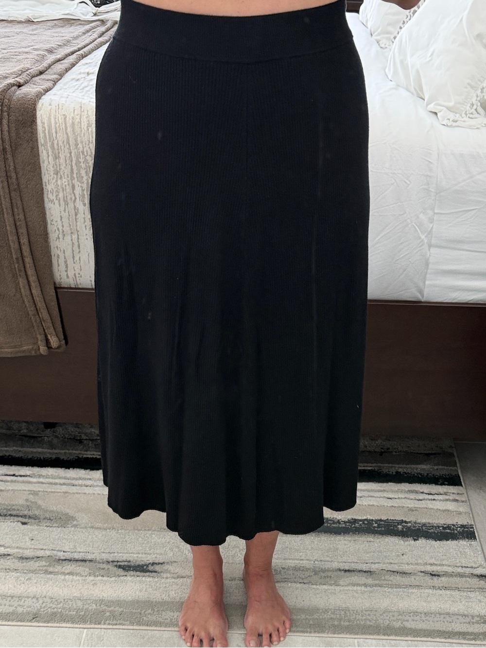 Splendid Black Ribbed Midi Skirt